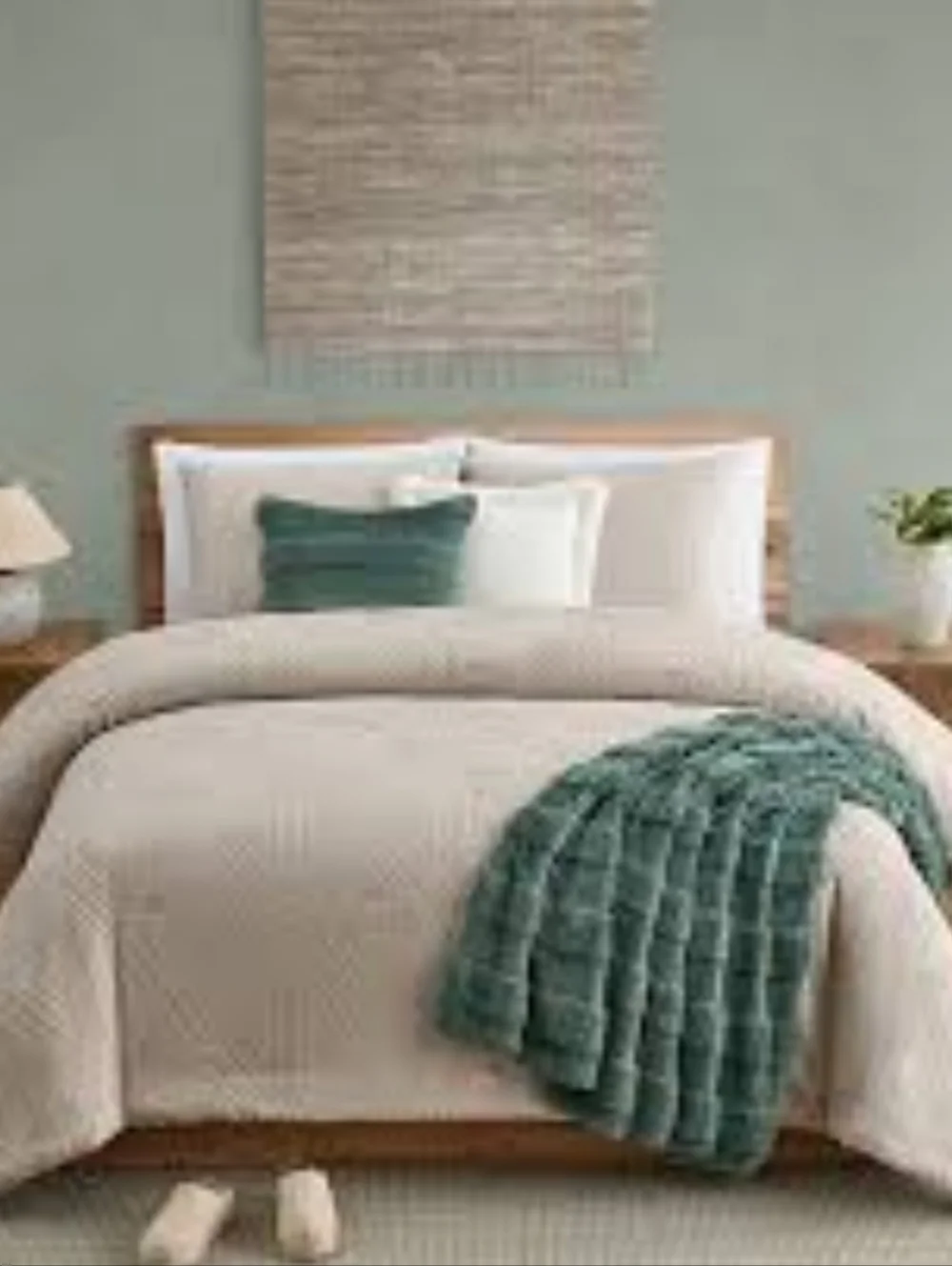 BearPaw Carson Embossed Twin/Twin XL Comforter Set w/Shams- Tan